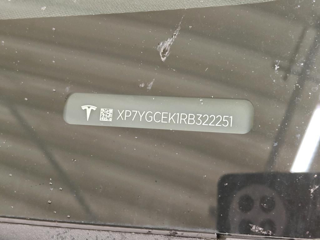 Tesla Model Y Long Range 351pk AWD 93% SoH [ TREKHAAK+