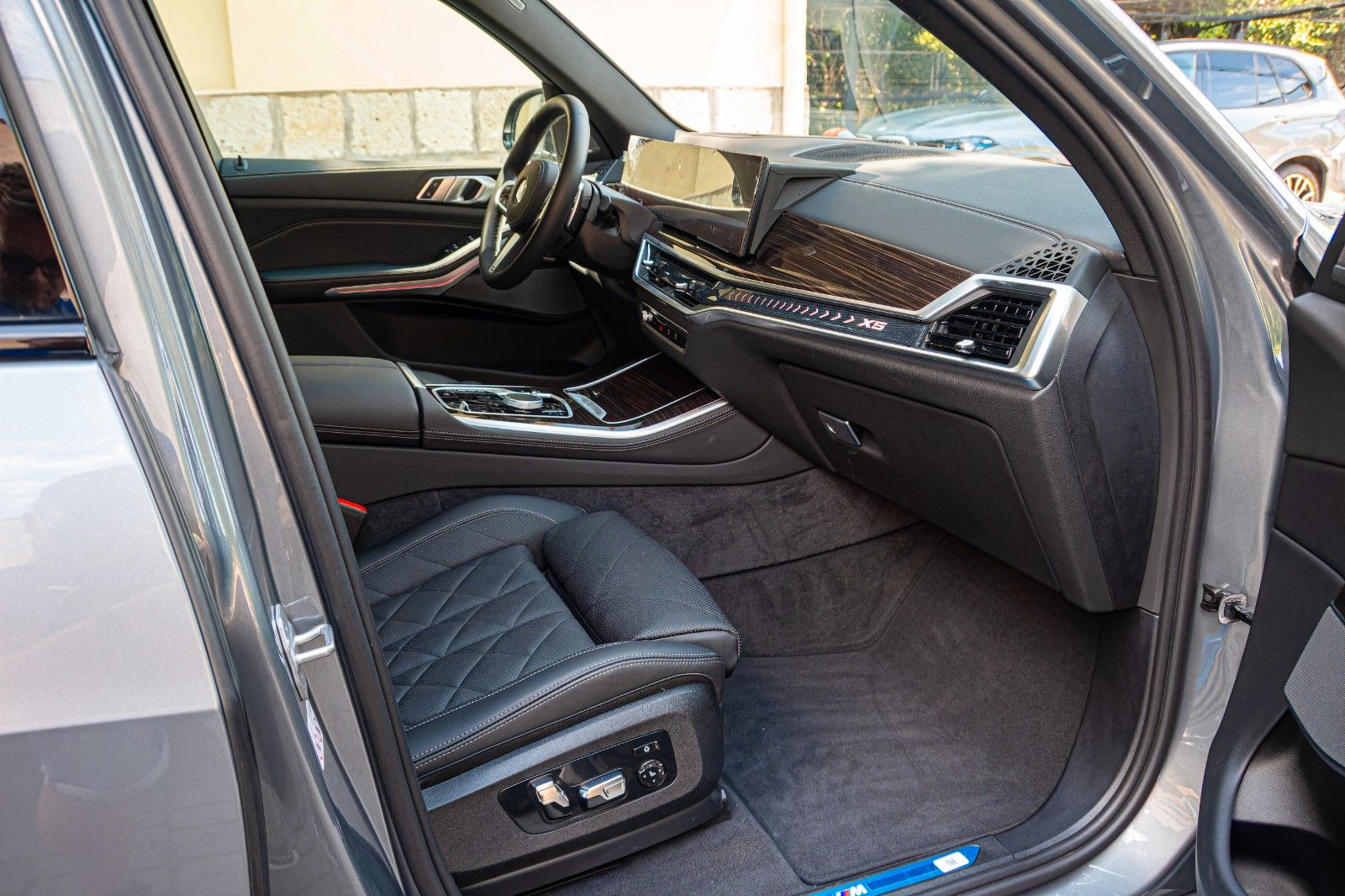 BMW X5 30d M SPORT.DR.ASS.LUFT.SOFTC.PANO.AHK.2STÜCK