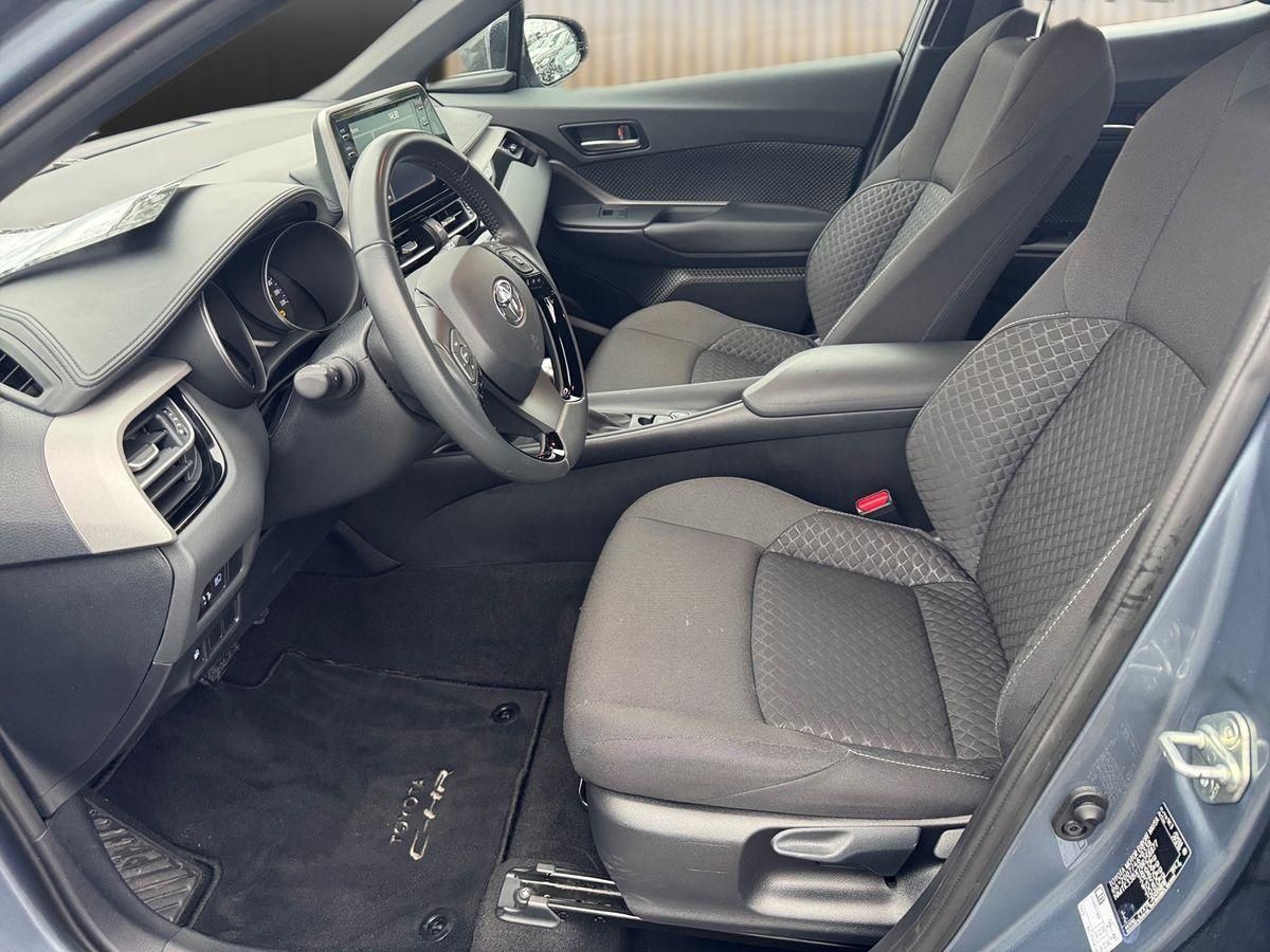 Toyota C-HR Hybrid 1.8 Automatik