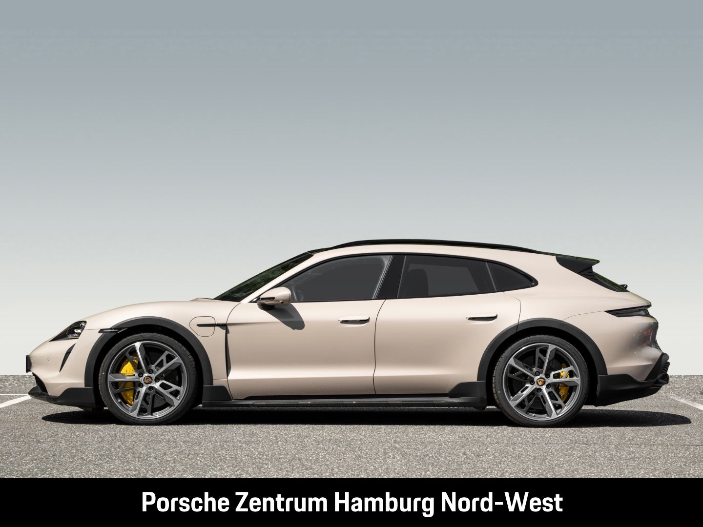 Porsche Taycan Turbo S Cross Turismo Burmester HUD PDCC