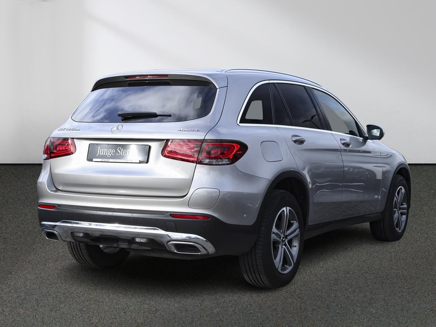 Mercedes-Benz GLC 300 de 4M Panorama Distronic Kamera LED AHK