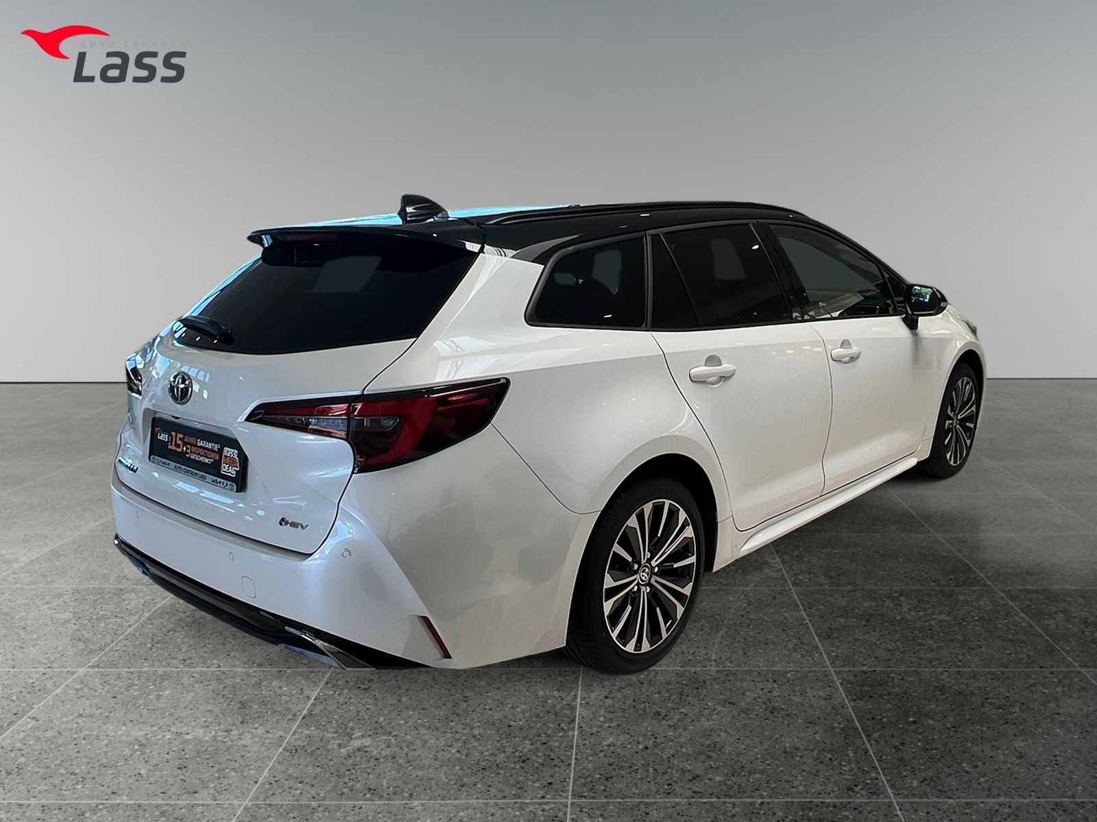 Toyota Corolla TS 2.0 Black & White 1,99%
