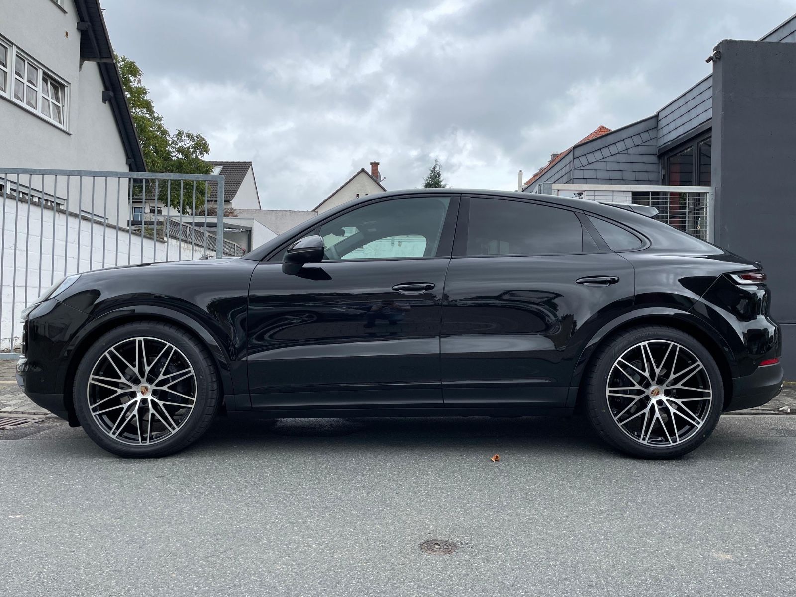 Porsche Cayenne V6 Coupe |ACC|HUD|PASM|3.Displ.|Bose|22"