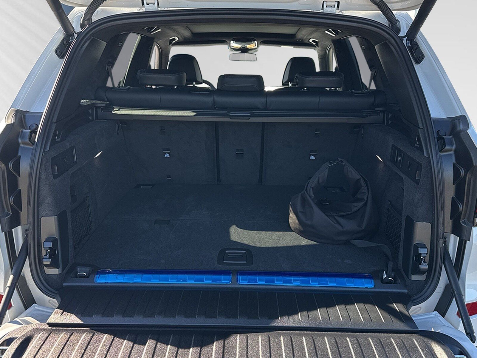 BMW X5 xDrive50e M Sport Pro|SkyLounge|AHK|H/K