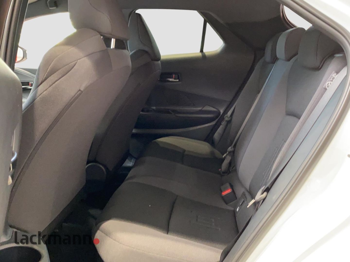 Toyota C-HR 1.8 Hybrid - Samsaru's Car Outlet