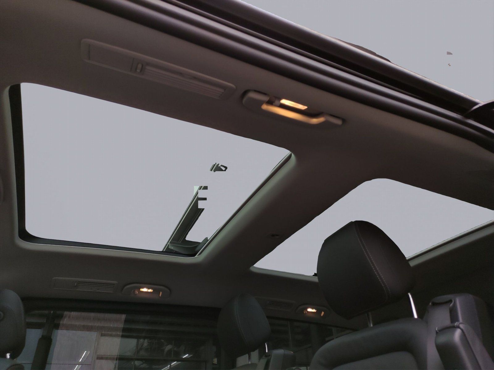 Mercedes-Benz V 250 d 4M AVANTGARDE - Samsaru's Car Outlet