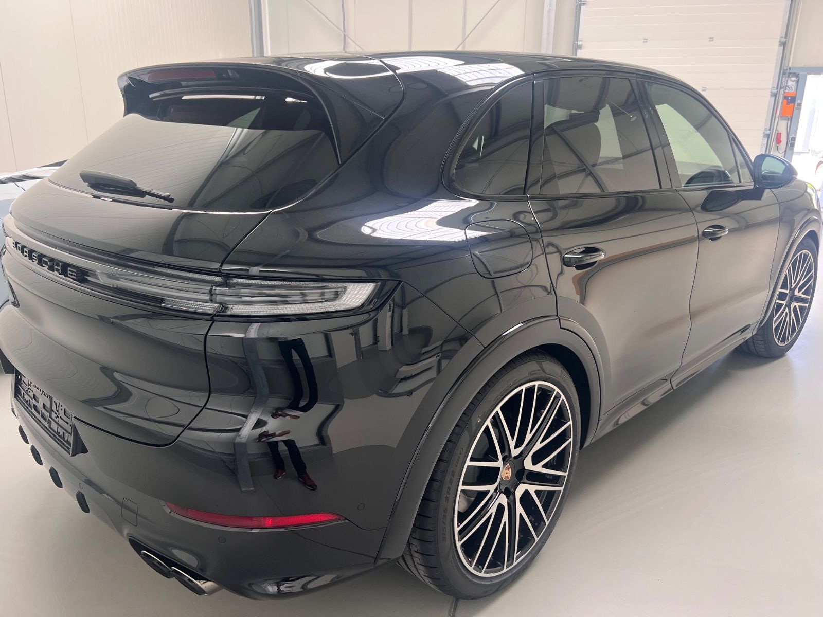 Porsche Cayenne Pano/22"/Head-Up/H- Achs/Masage/TV/RSE