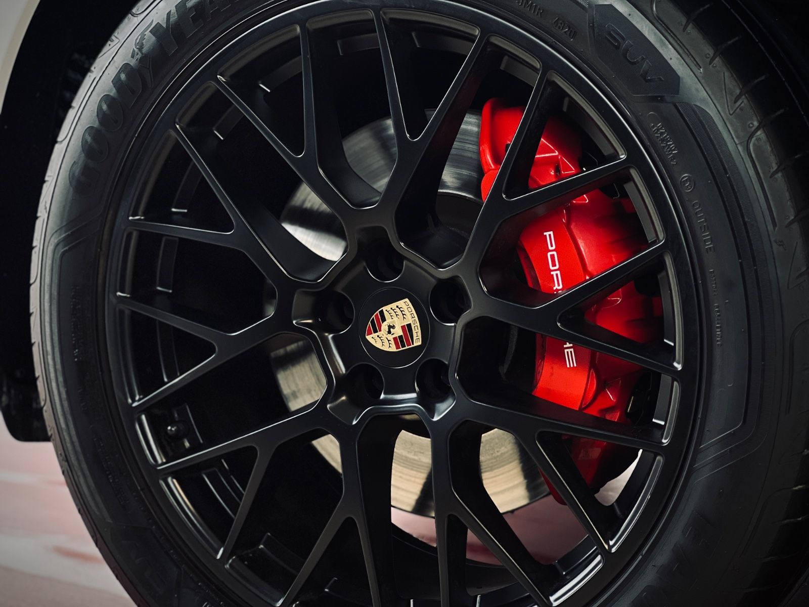 Porsche Macan GTS - Samsaru's Car Outlet