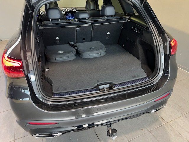 Mercedes-Benz GLC 300 e 4M AMG Night Pano/Memo/20"/Dist/AHK/To