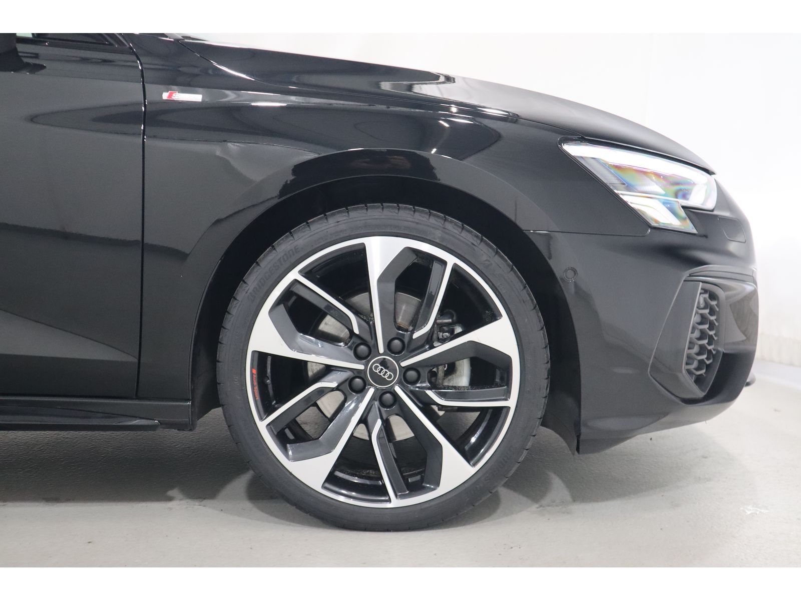 Audi A3 Sportback 35 TFSI S line - Samsaru's Car Outlet