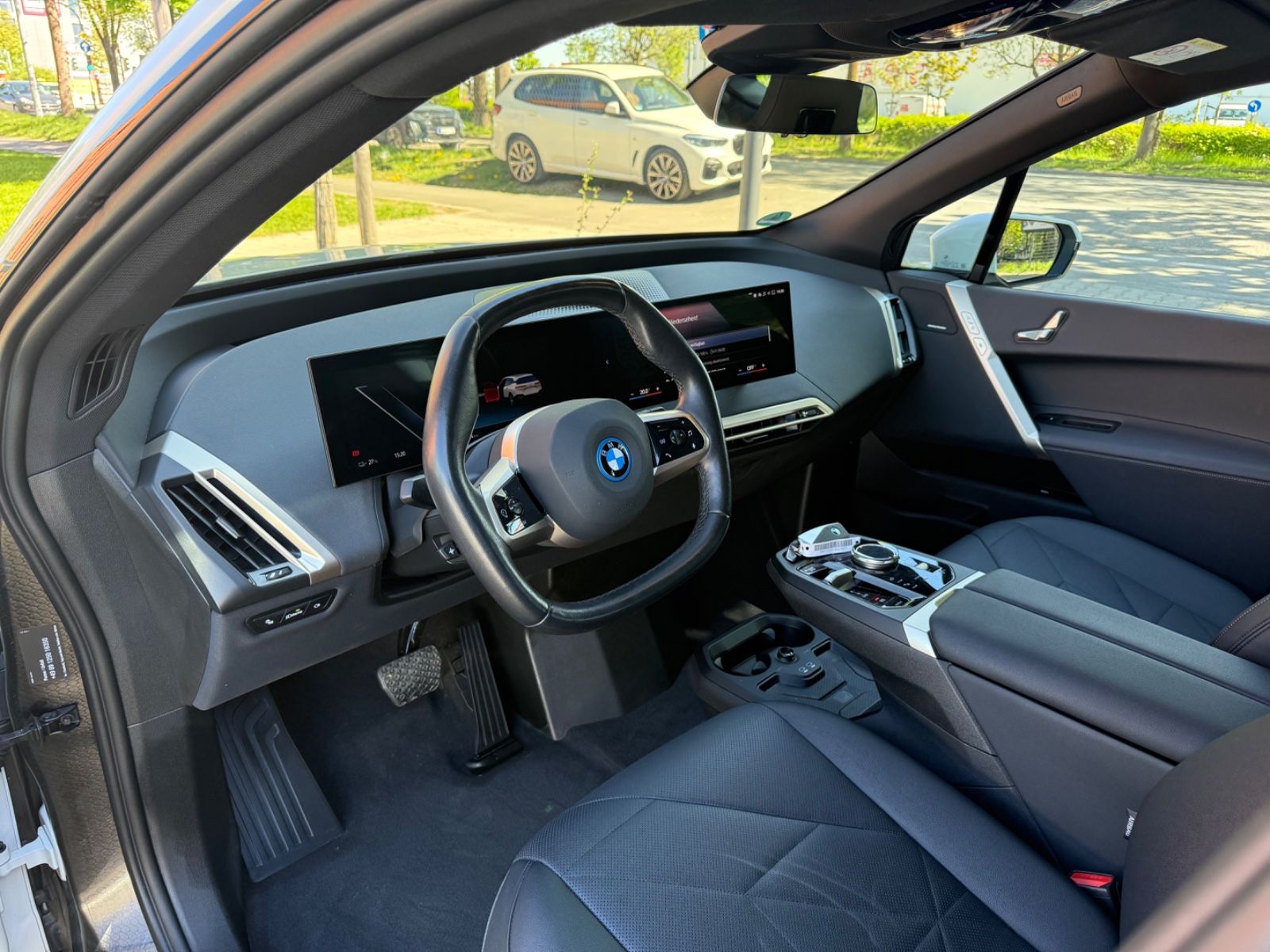 BMW iX 40 xDrive*Head Up*360Kamera*Harmann*Komfortzu