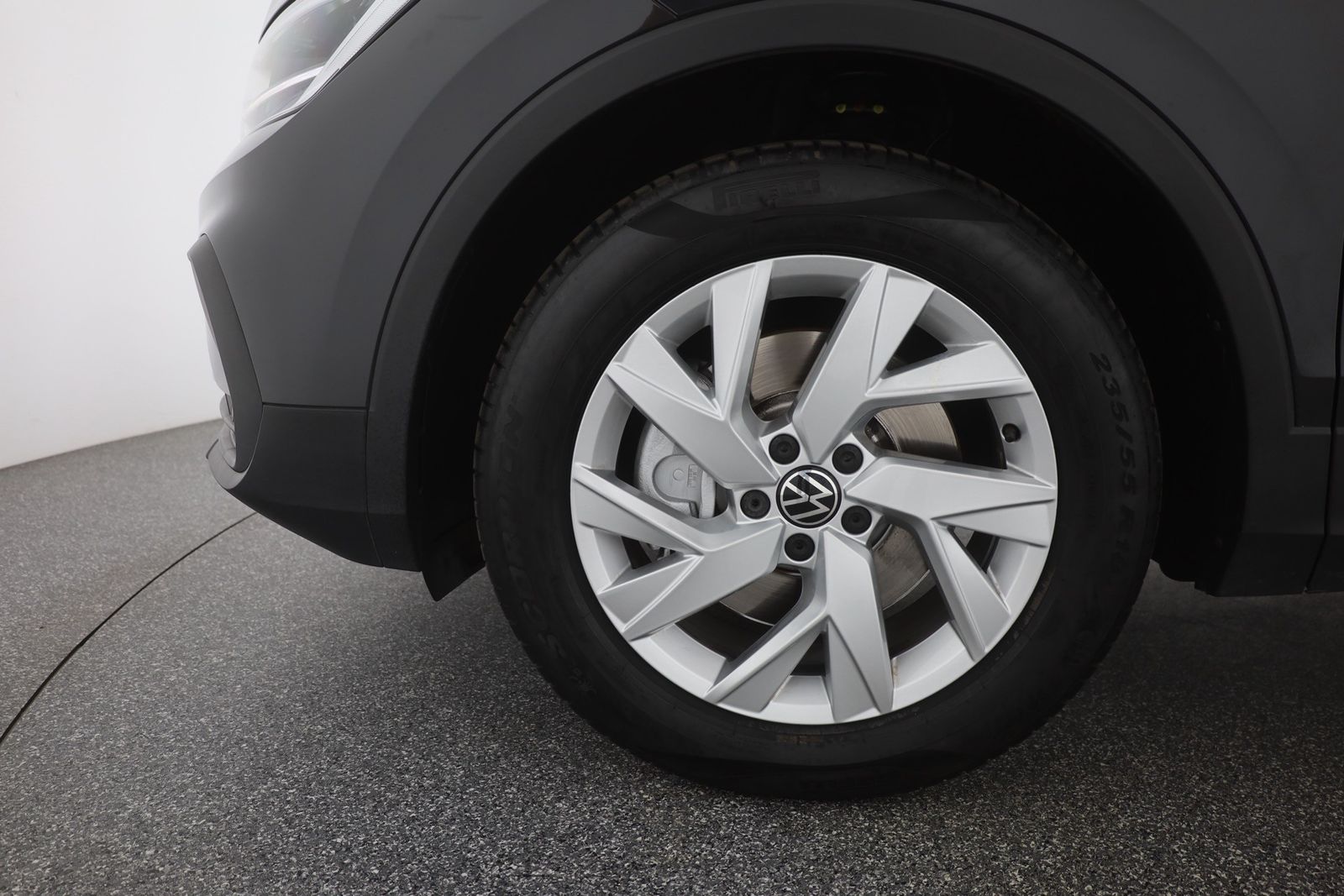 Volkswagen Tiguan 2.0 TSI 4Motion Life - Samsaru's Car Outlet