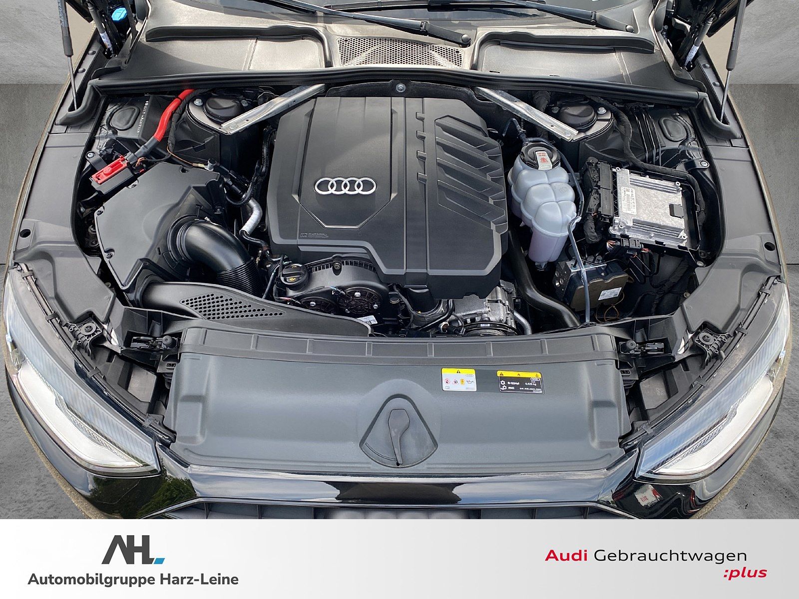 Audi A4 Avant 35 TFSI advanced S-tronic - Samsaru's Car Outlet