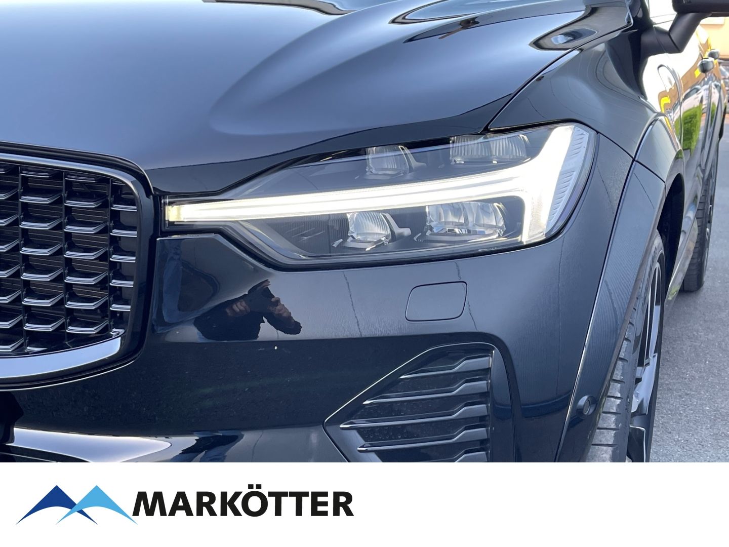 Volvo XC60 T8 AWD Recharge Ultimate Dark - Samsaru's Car Outlet