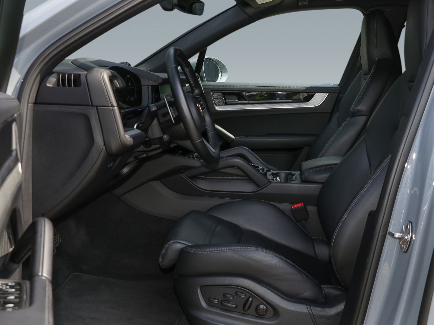 Porsche Cayenne E-Hybrid BOSE Sportabgasanlage Panorama