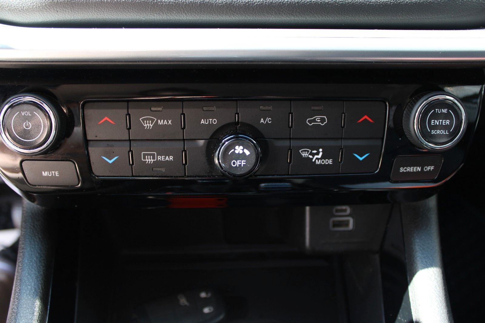 Jeep Compass S 1.3 Plug-In Hybrid 4WD +LEDER+ACC+NAVI