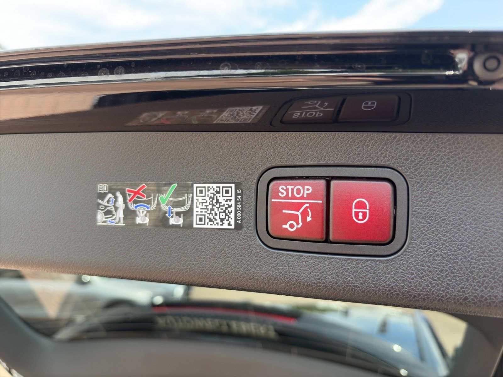 Mercedes-Benz E 450 d 4M AMG Head Up Airm Distr Digi Burm AHK