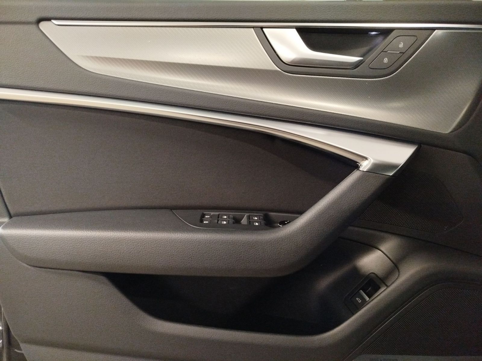 Audi A6 Avant 40 TDI sport S tronic - Samsaru's Car Outlet