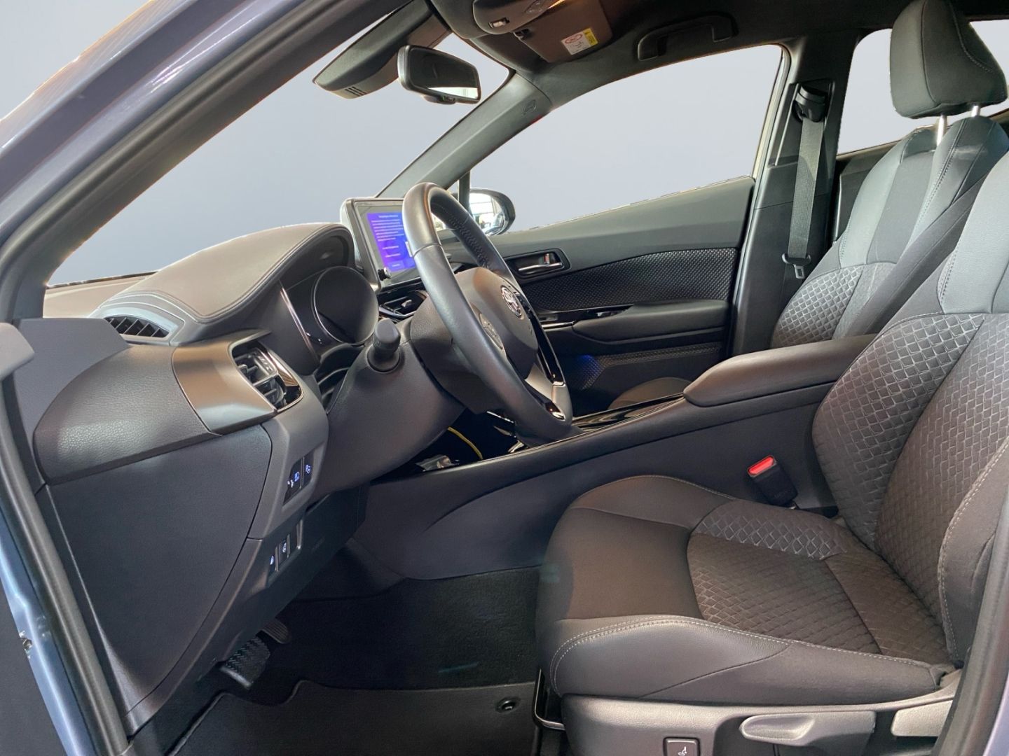 Toyota C-HR 2.0 Hybrid Team D *LED*ACC*CarPlay*CAM*SHZ*
