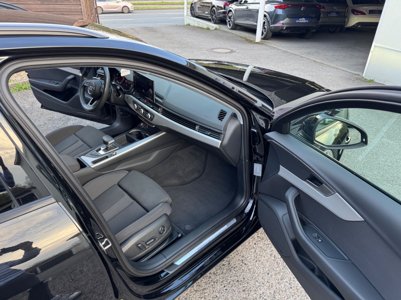 Audi A4 Avant 35 TDI - Samsaru's Car Outlet