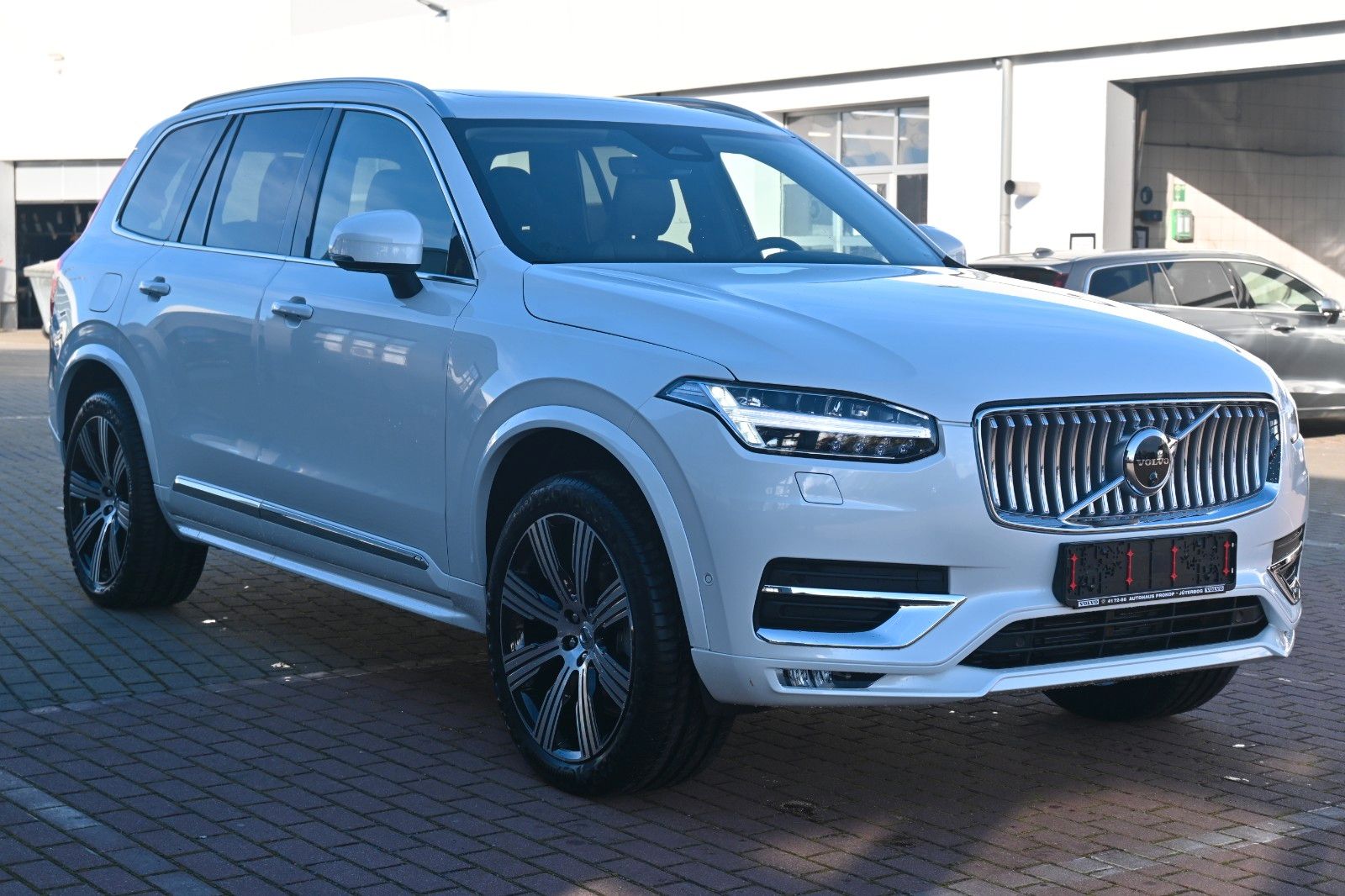 Volvo XC90 B5D AWD Ultimate Bright*PANO*STHZ*LUFT*AHK