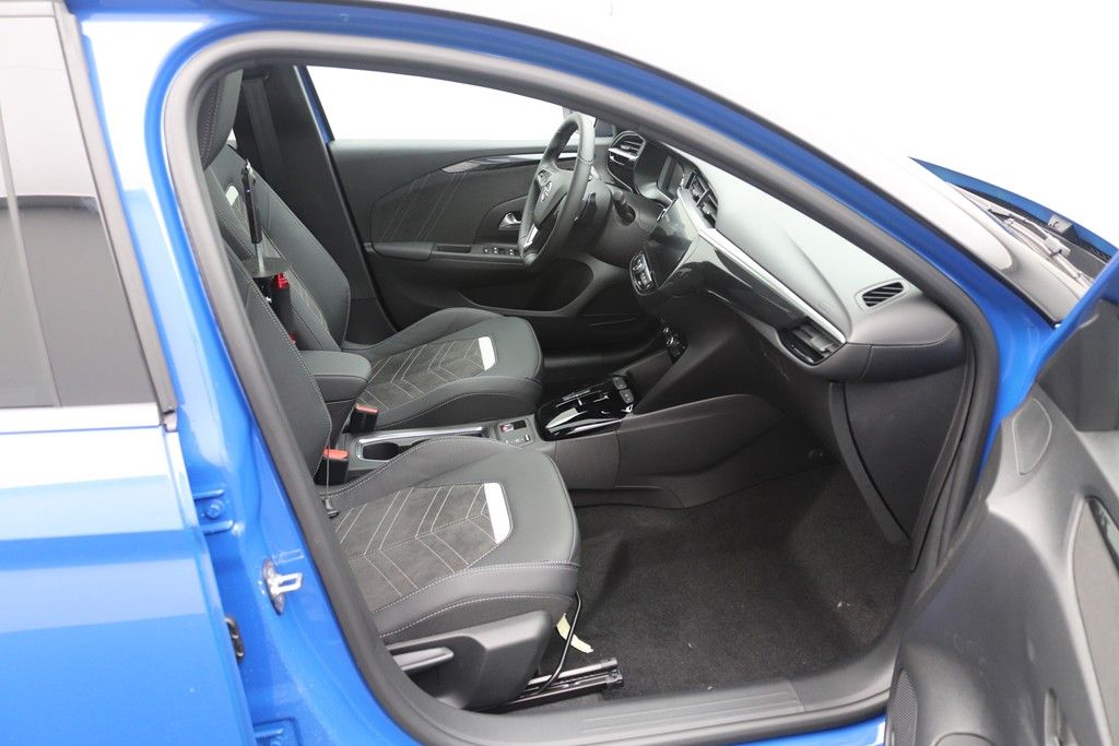 Opel Corsa F 1.2 Turbo Ultimate - Samsaru's Car Outlet
