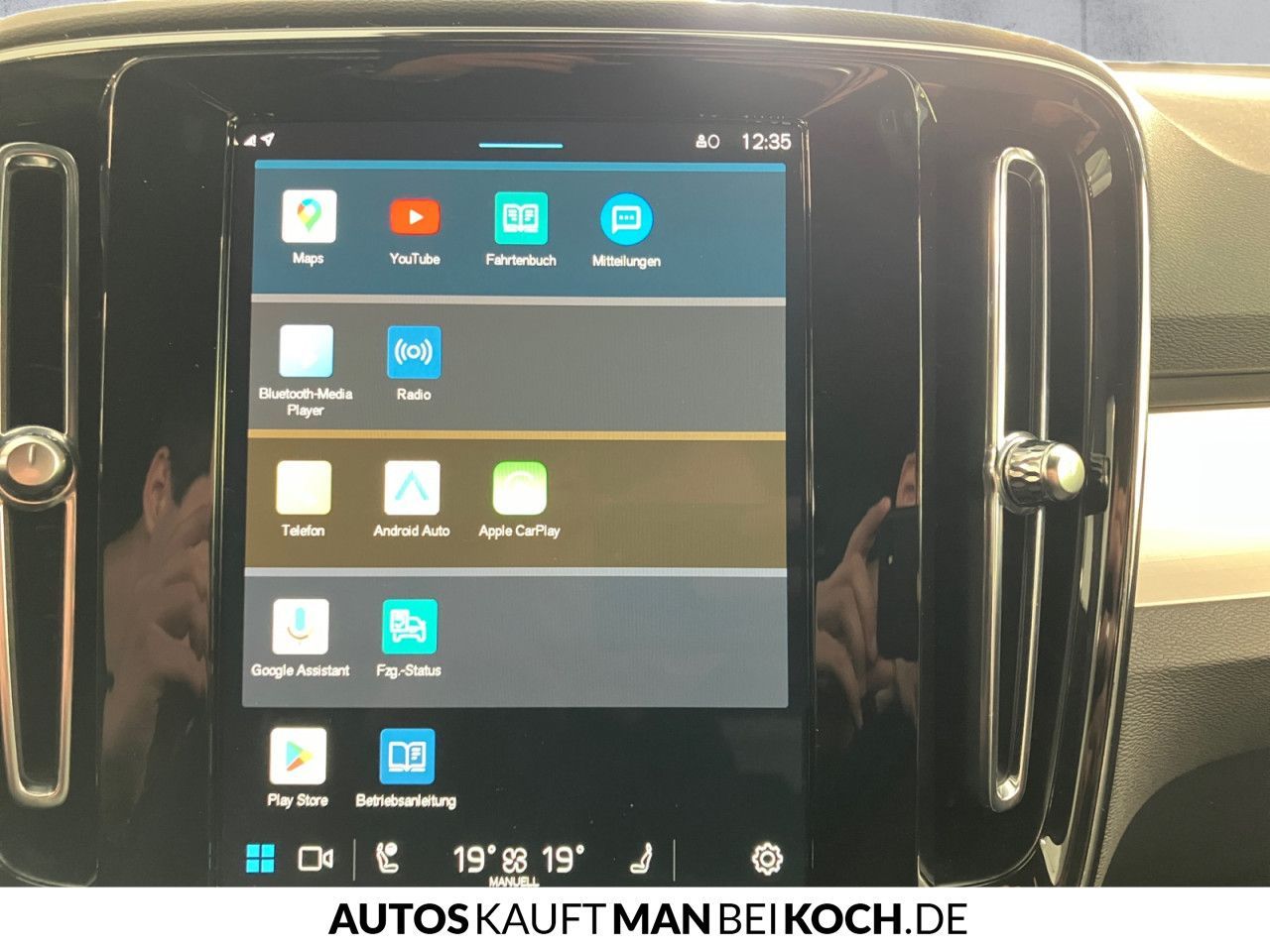 Volvo XC40 B3 DKG Core AHK LED SHZ/LHZ NAVI PDC/CAM!