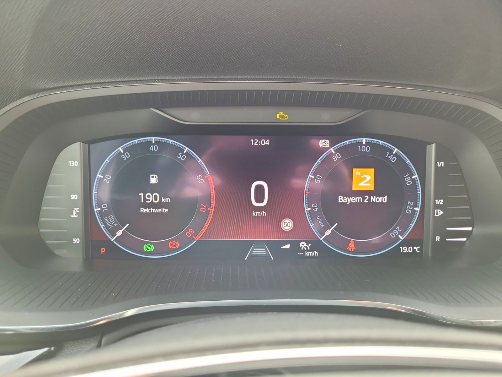 Skoda Octavia Combi 1.5 TSI - Samsaru's Car Outlet