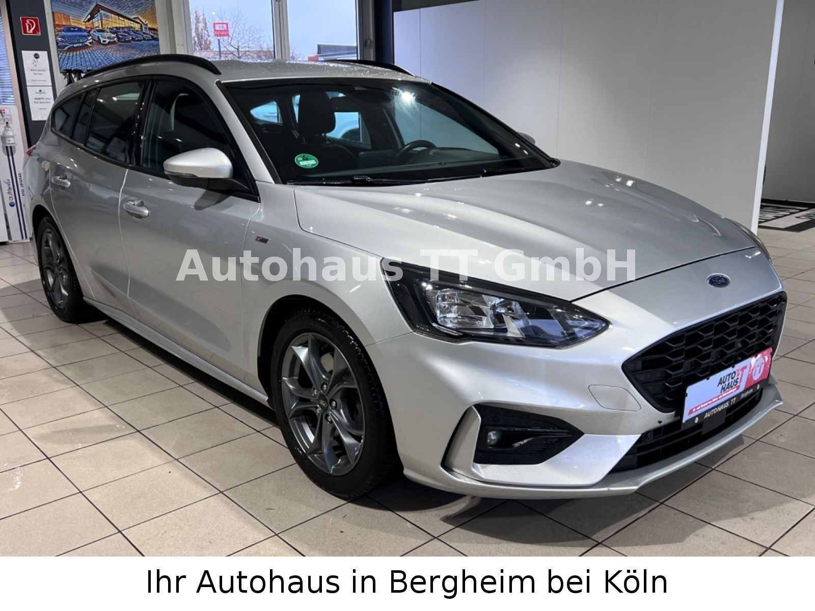 Ford Focus ST-Line Turnier - Samsaru's Car Outlet