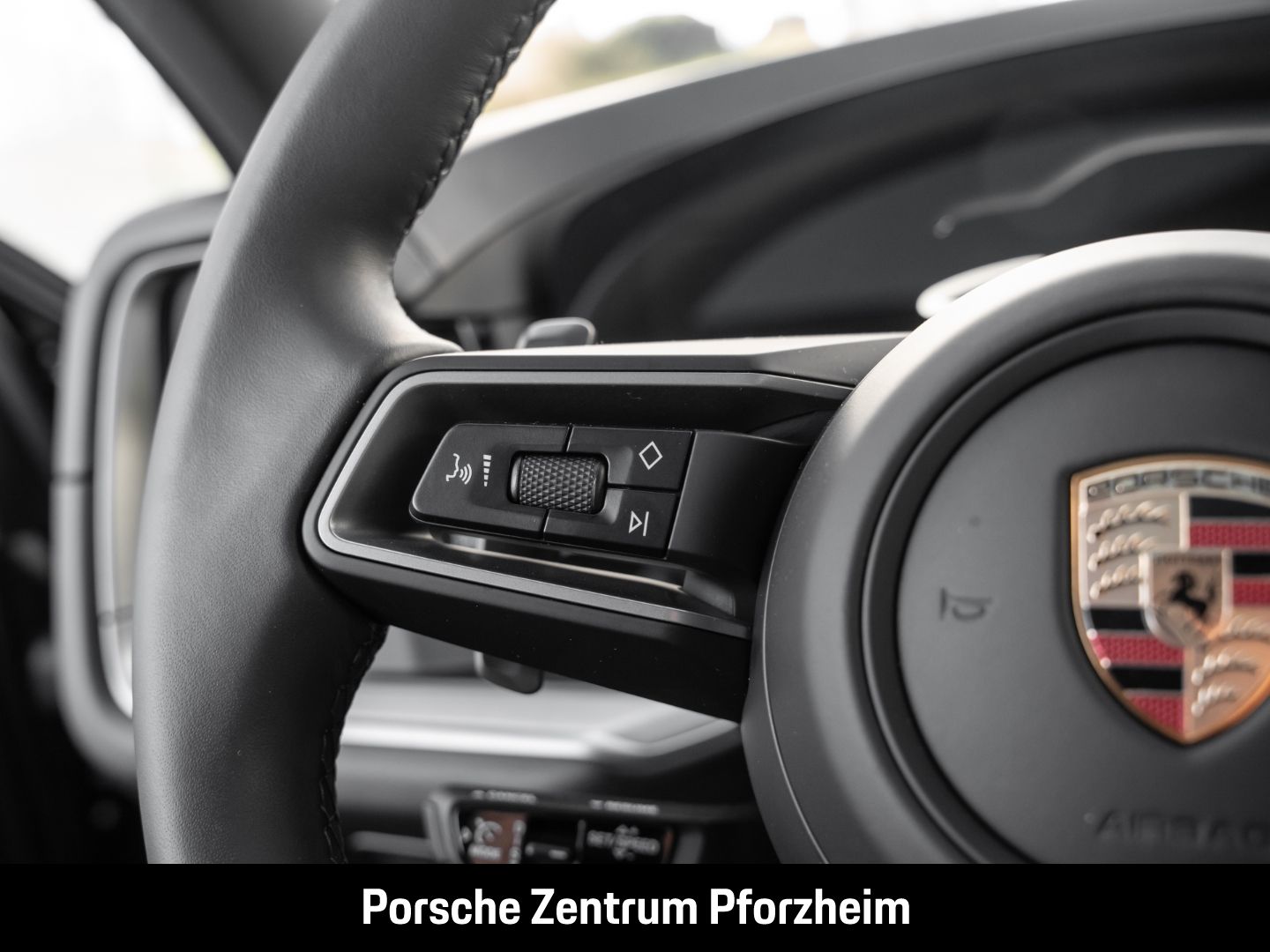 Porsche Cayenne E-Hybrid Coupe BOSE Luftfederung LED