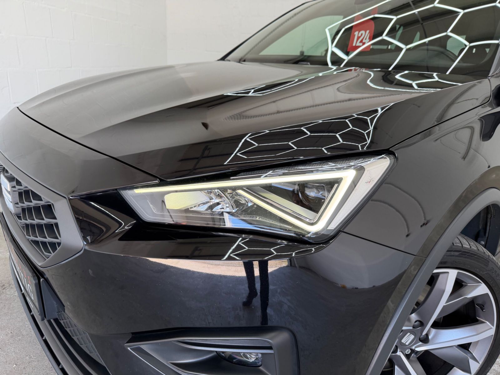 Seat Tarraco 2.0 TSI 4Drive OPF DSG FR+7SITZE+PANO+
