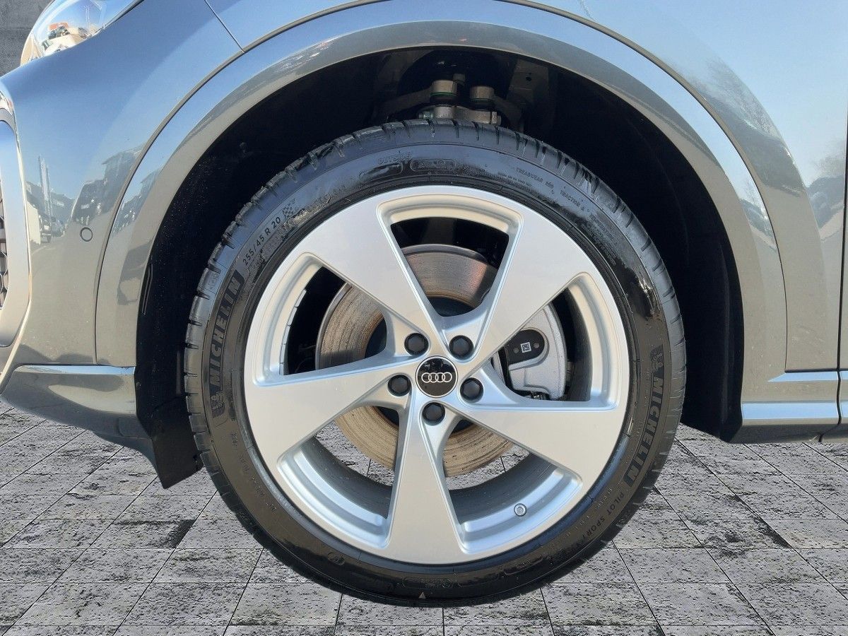 Audi Q5 40 TDI quattro S tronic - Samsaru's Car Outlet