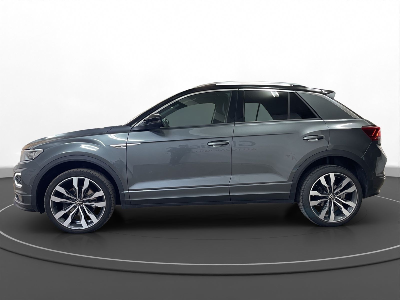 Volkswagen T-Roc 2.0 TDI R-line - Samsaru's Car Outlet