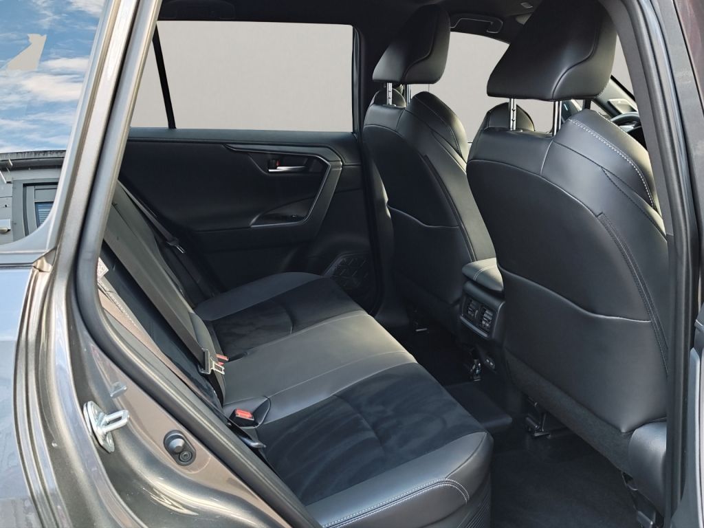 Toyota RAV 4 Plug-in-Hybrid GR SPORT 15 J. Garantie