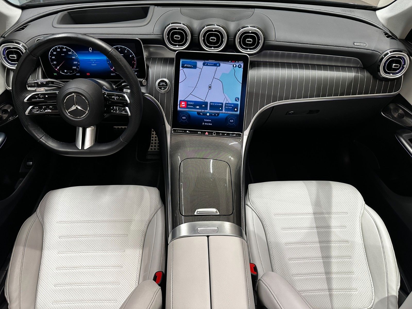 Mercedes-Benz GLC200 AMG LINE 4M *1.HAND*BURMESTER*PANO*360°*