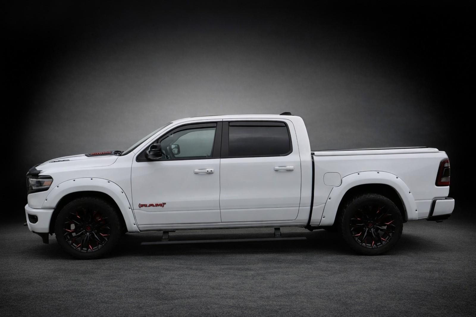 Dodge RAM 1500 4x4 CREW CAB*LIMITED*RED EDITION*LUFT*