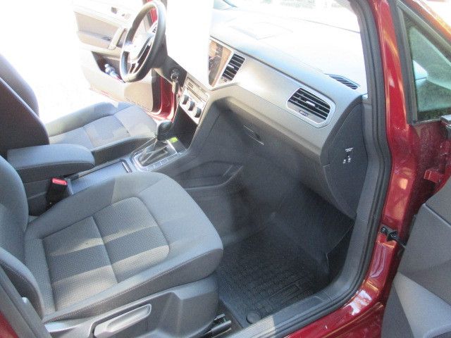 Volkswagen Golf Sportsvan VII Comfortline - Samsaru's Car Outlet