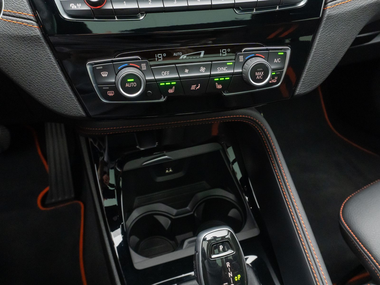 BMW X1 xD20i Sport Line - Samsaru's Car Outlet