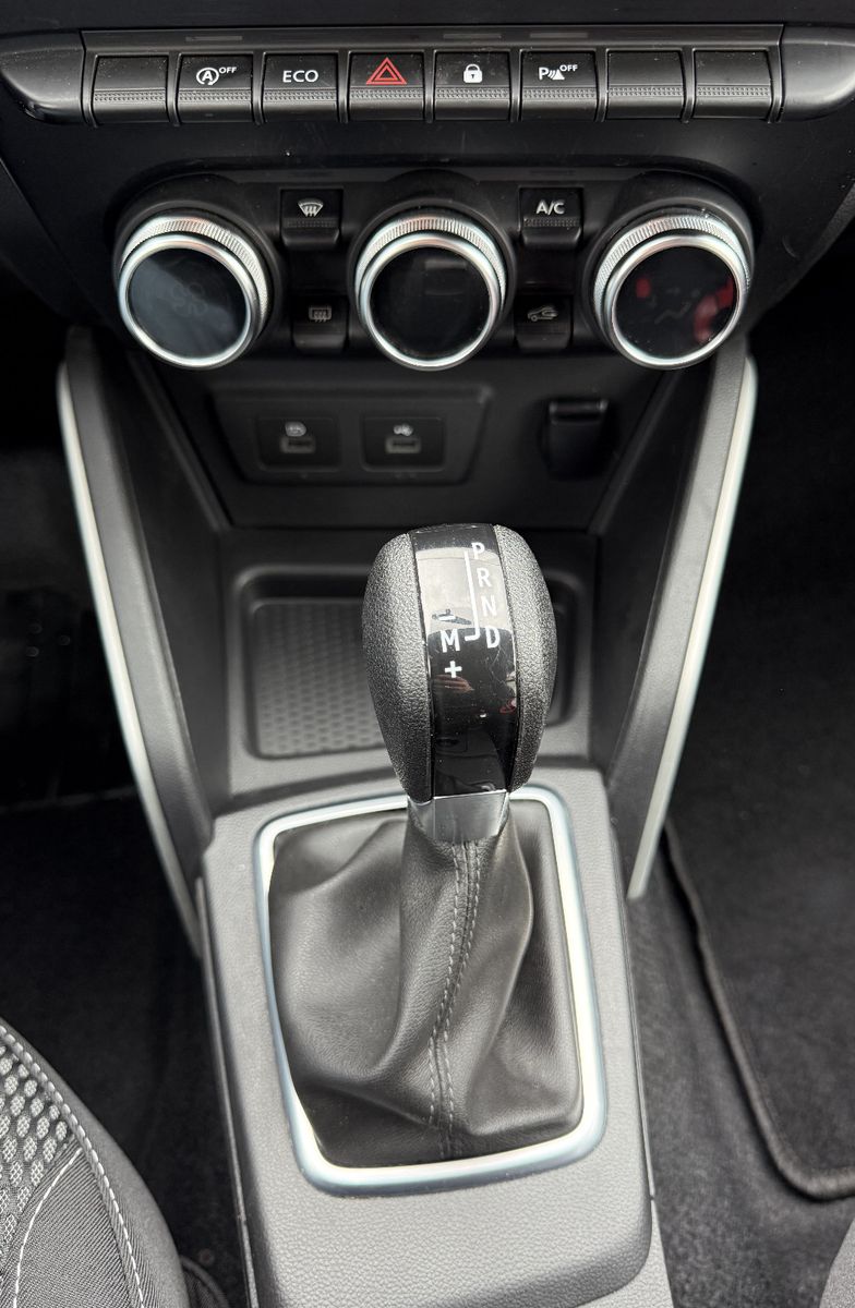 Dacia Duster Prestige - Samsaru's Car Outlet