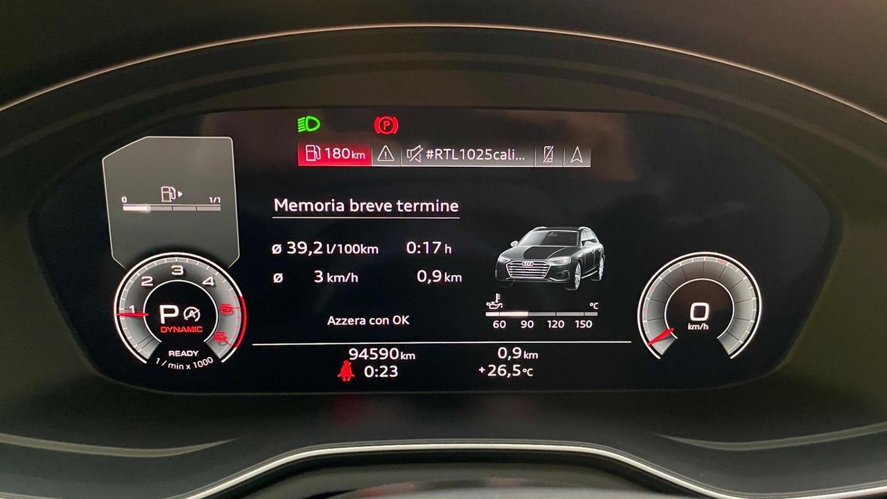 Audi A4 Avant 40 TDI S tronic Advanced - Samsaru's Car Outlet
