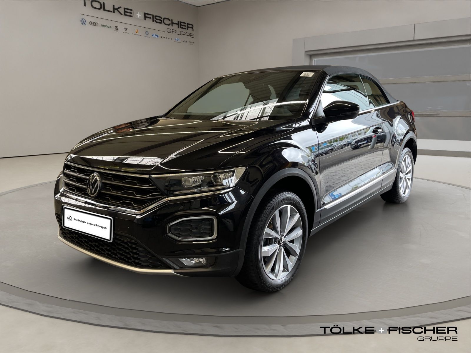 Volkswagen T-Roc 1.5 TSI Style - Samsaru's Car Outlet