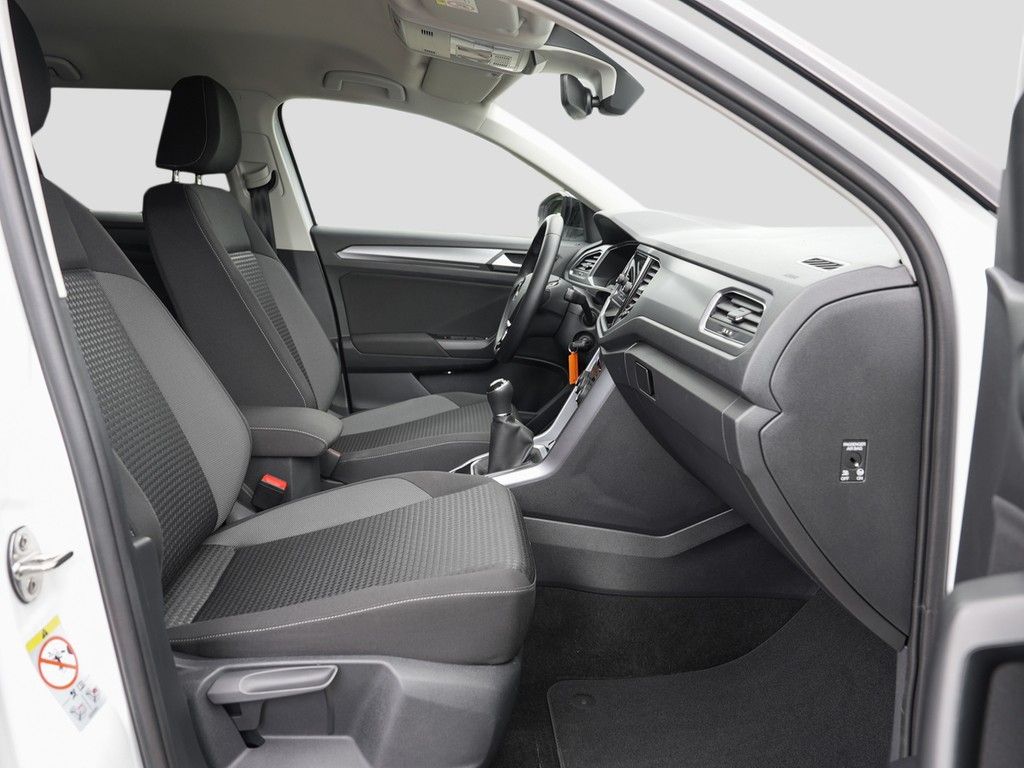 Volkswagen T-Roc 1.0 TSI Active - Samsaru's Car Outlet