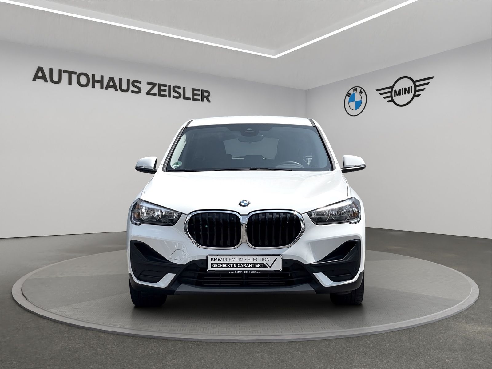 BMW X1 xDrive25e - Samsaru's Car Outlet