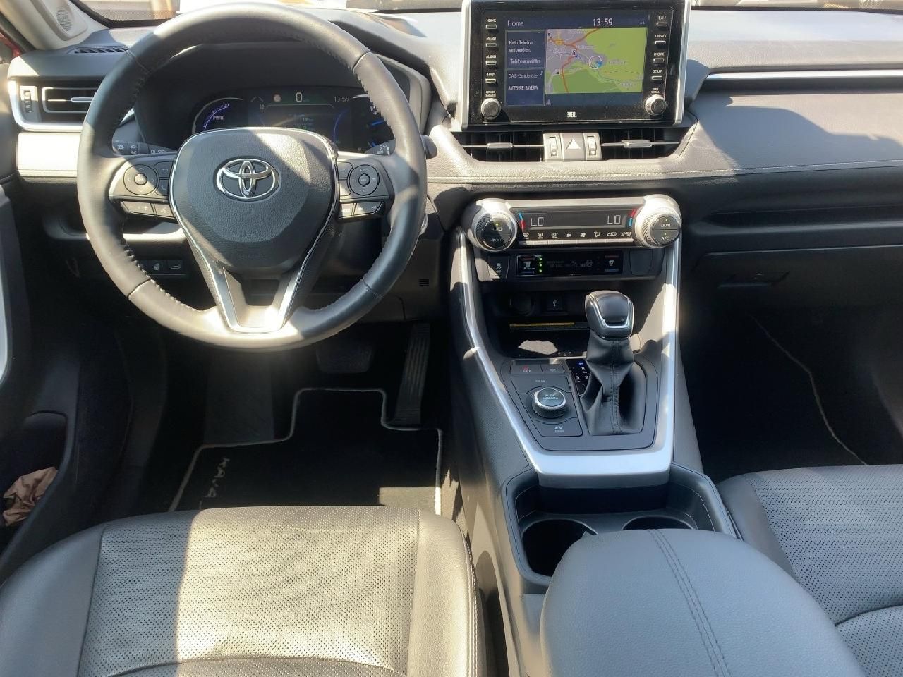 Toyota RAV 4 2.5l Hybrid 4x4 Lounge - Samsaru's Car Outlet