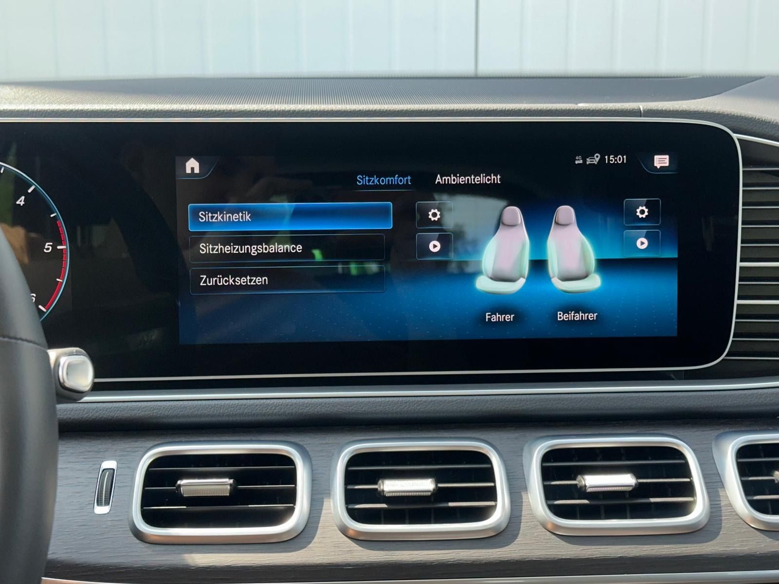 Mercedes-Benz GLE400 4M AMG-LINE DISTRONIC PANO HUD KEYLESS-GO