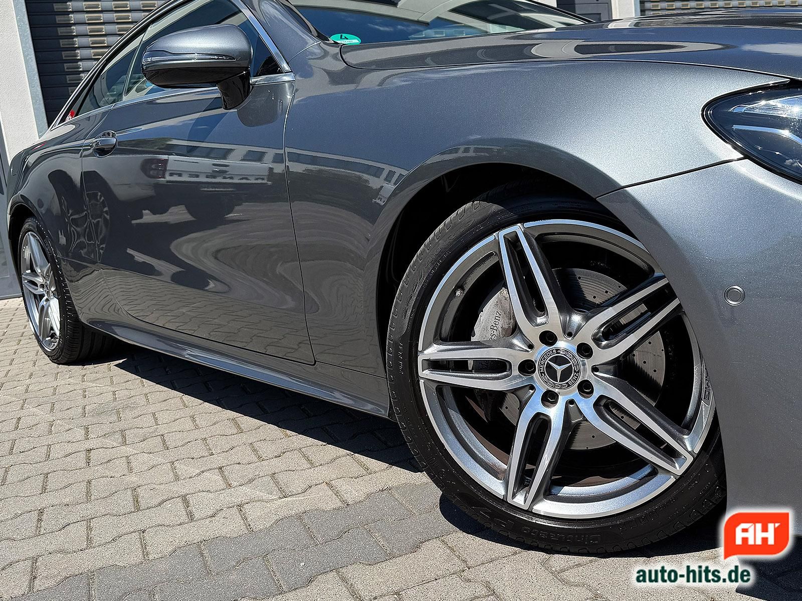 Mercedes-Benz E 220 Coupe AMG Line - Samsaru's Car Outlet