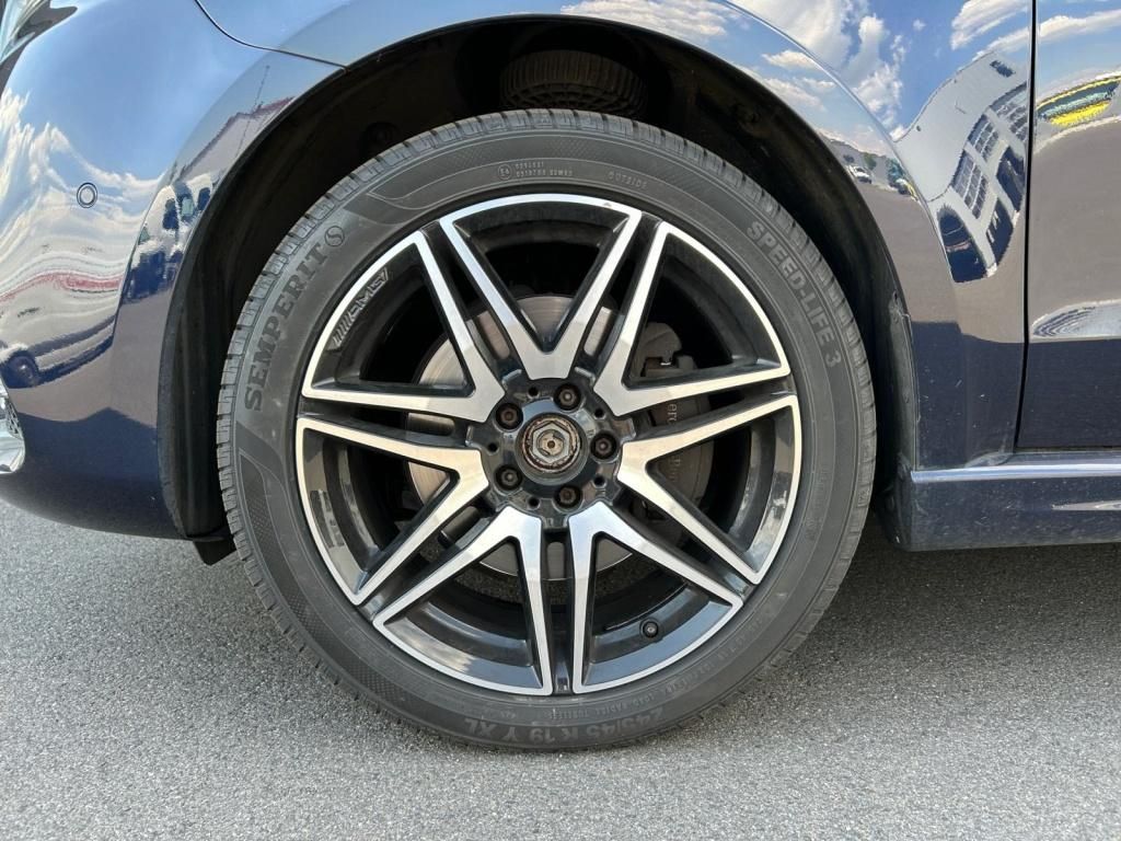 Mercedes-Benz V 300 d 4Matic Avantgarde Edition AMG - Samsaru's Car Outlet