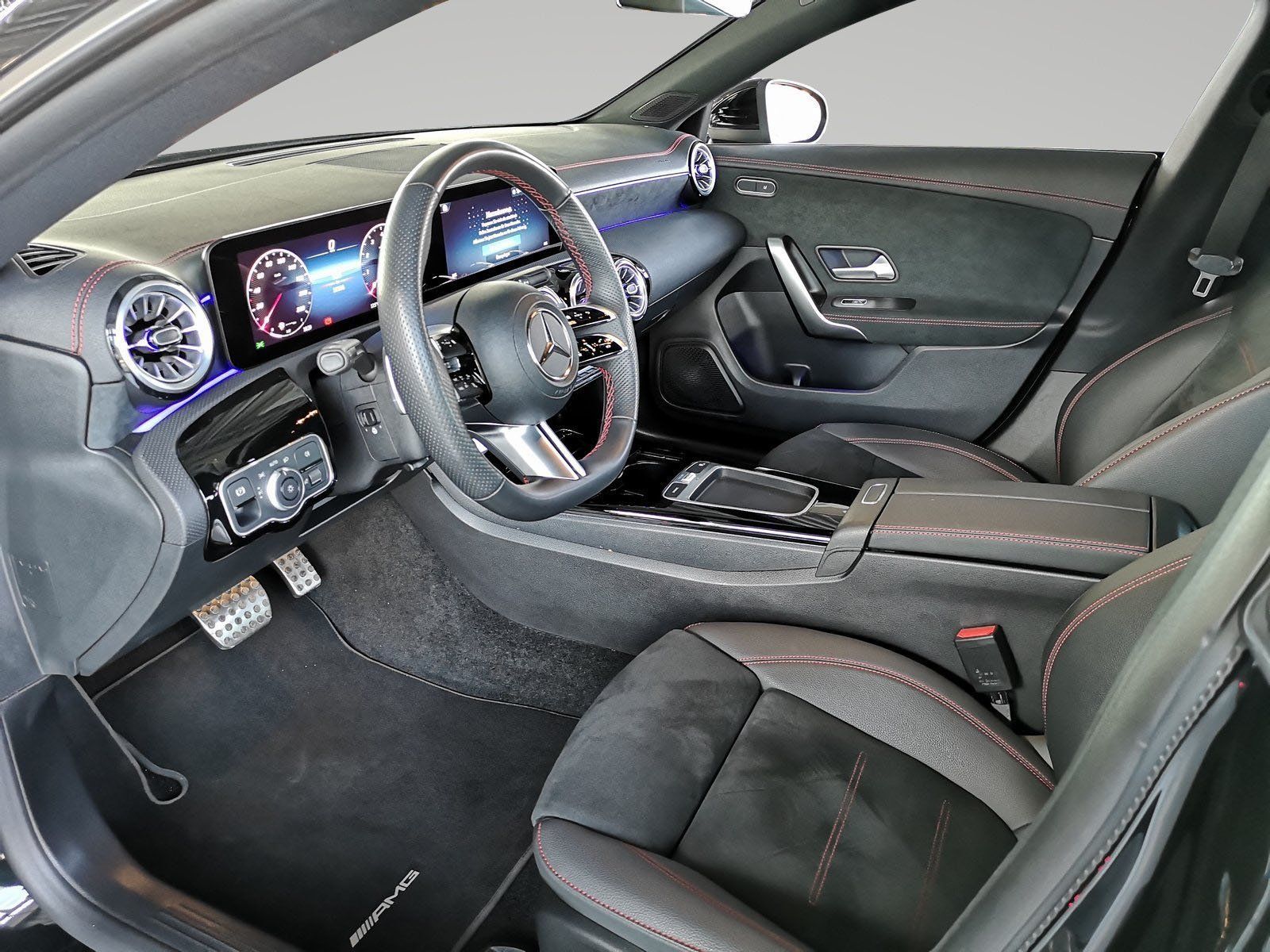 Mercedes-Benz CLA 200 Coupé AMG Line - Samsaru's Car Outlet