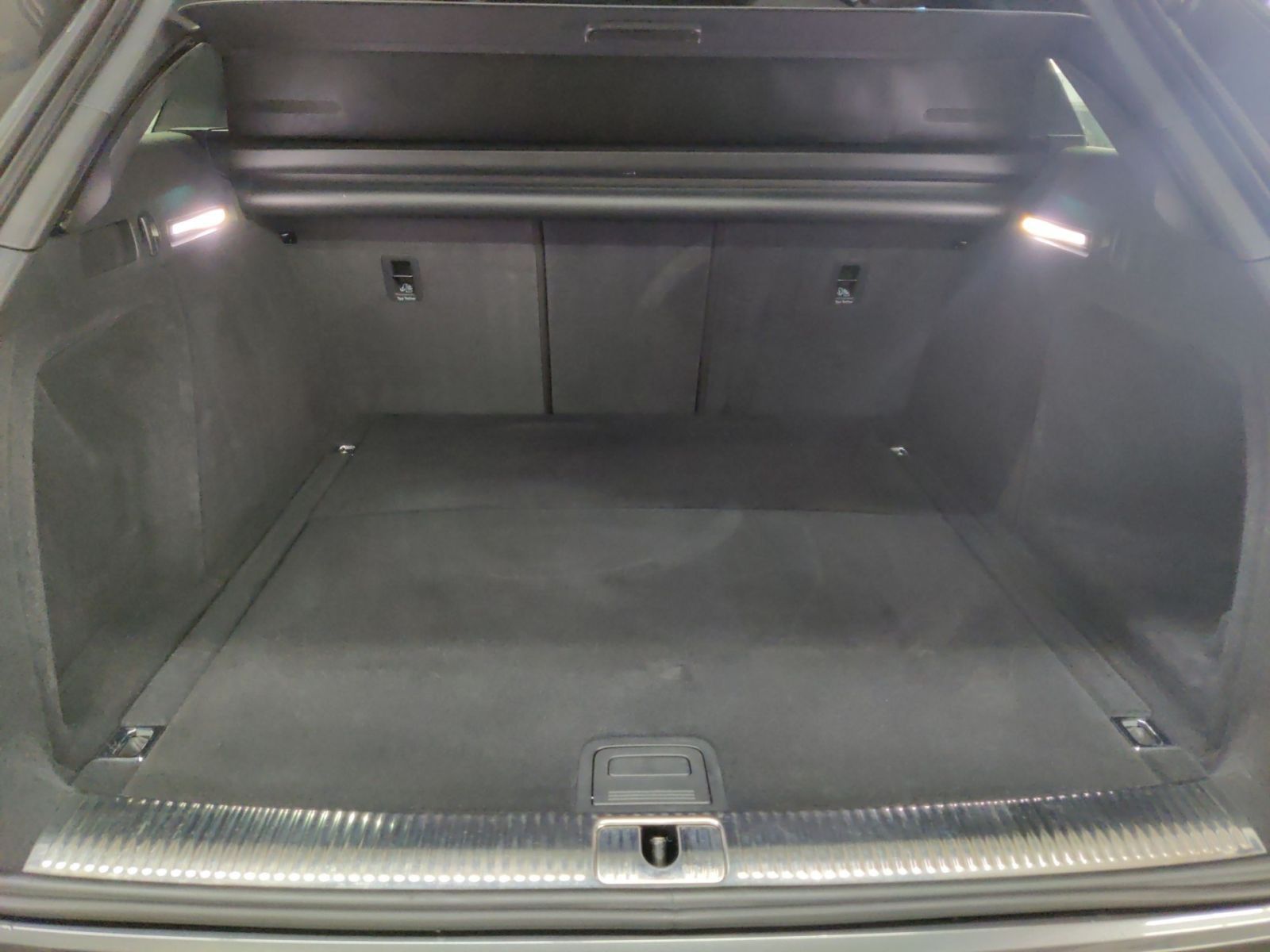Audi A4 Avant 40 TDI s-line CompetitionPlus - Samsaru's Car Outlet