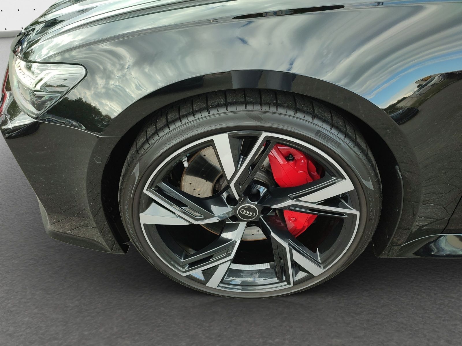 Audi RS 6 Avant quattro*Navi*Matrix*B&O*HUD*PDC*Pano*